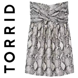 Torrid Mesh Strapless Twisted Babydoll Tunic Top Grey Snake Print